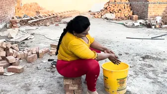 Village Aunty Doing Her Daily Chores Getting Seduced And Fucked