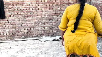 Village Aunty Doing Her Daily Chores Getting Seduced And Fucked
