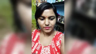 Meeting Horny Aunty On Indian Train And Fucking Her Quietly