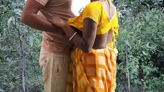 Horny Village Aunty Showing Off Her Curves At Home Alone