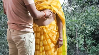 Horny Village Aunty Showing Off Her Curves At Home Alone