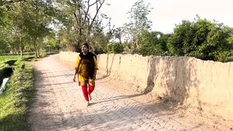 Village Aunty Showing Off Her Curves While Doing Daily Chores