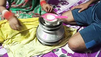 Desi Aunty Selling Dishes Ends Up Getting Fucked At My Place