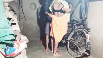Married Aunty Seducing Her Younger Man In The Bedroom