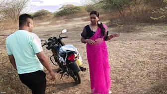 Married Aunty Riding Her Boyfriend Hard In The Afternoon Heat