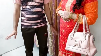 Making Aunty Pretend As My Wife To Get Cheaper Hotel Room Rate