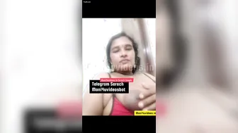 Horny Aunty Getting Her Pussy Stuffed After Making The Call