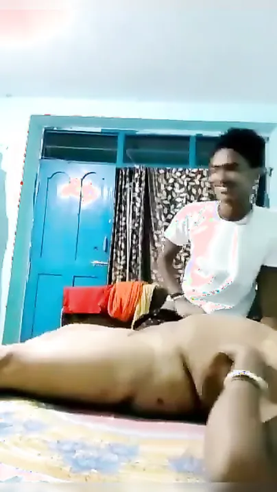 Mature Aunty Seducing And Teaching Her Innocent Young Nephew