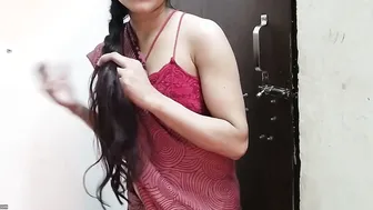 Tricking Aunty With Delivery Excuse Then Banging Her On The Bed
