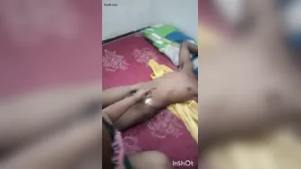 Tamil Aunty Giving Him A Slippery Oily Cock Massage On The Bed