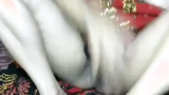 Thick Desi Milf Showing Off Her Massive Natural Boobs