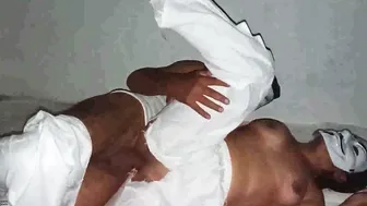 Neighbor Aunty Screaming In Pleasure Getting Satisfied Properly