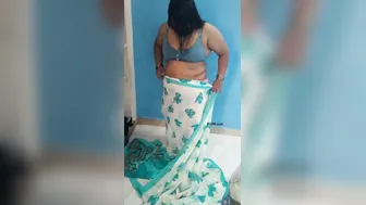 Young Guy Satisfying His Lonely Aunty In Her Bedroom Tonight