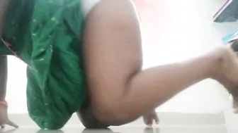 South Indian Aunty Talking Filthy Teasing Me With Her Sexy Body
