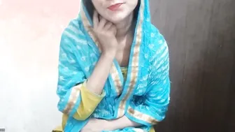 Locking The Door And Not Letting Horny Married Aunty Leave My Place