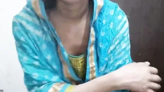 Locking The Door And Not Letting Horny Married Aunty Leave My Place