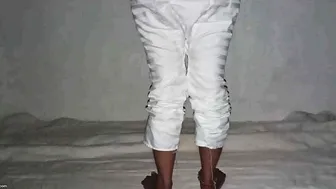 Spending The Afternoon Enjoying Myself With Lonely Next Door Aunty