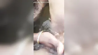 Tamil Aunty Bathing Naked And Getting Joined For Wet Sex Session