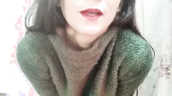 Paying Chubby Aunty To Spread Her Legs And Take It Hard