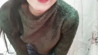 Paying Chubby Aunty To Spread Her Legs And Take It Hard