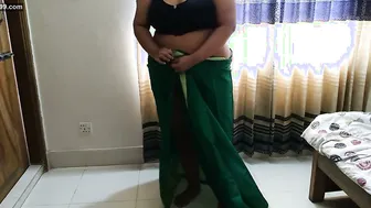 Neighbor Fucking Hot Aunty In Saree Getting Her Off Completely