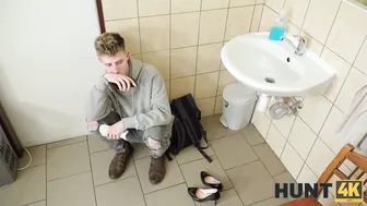Eating Her Pussy After Dinner Before Fucking Her Tight Holes Hard