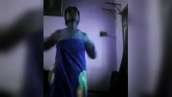 Recording My Naked Aunty While She Poses For Me At Home