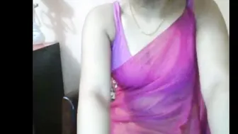 Chubby Aunty Stripping On Webcam Showing Everything She Has