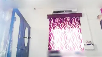 Chubby Village Aunty Exposing Her Huge Soft Boobs Completely