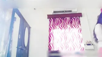 Chubby Village Aunty Exposing Her Huge Soft Boobs Completely