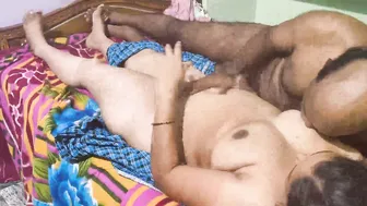 Horny Desi Aunty Getting Fucked Good In The Bedroom Tonight