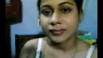 Bengali Married Aunty Exposing Her Huge Boobs Pussy Amateur Video