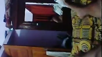 Kerala Married Aunty Giving Handjob To Neighbor In Bedroom