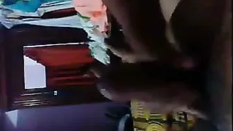 Kerala Married Aunty Giving Handjob To Neighbor In Bedroom