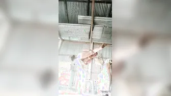Desi Aunty From Delhi Masturbating Alone With Fresh Brinjal