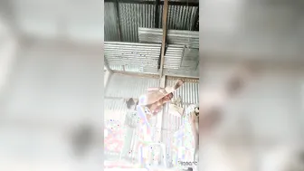 Desi Aunty From Delhi Masturbating Alone With Fresh Brinjal