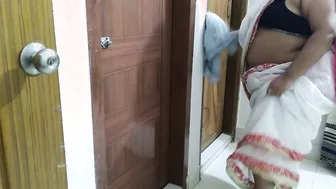 Neighbor Aunty Getting Pounded During House Cleaning Session