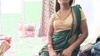 Sexy Aunty Removing Her Saree And Getting Fucked Properly