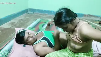 Indian Aunty Getting Fucked Hard Desi Style In Her Bedroom