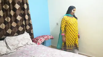 Chubby Desi Aunty Stripping Naked Showing Curves On Camera