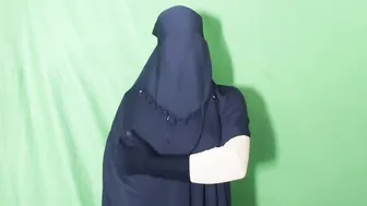 Hijabi Stepaunt Letting Him Pound Her Tight Pussy Real Hard