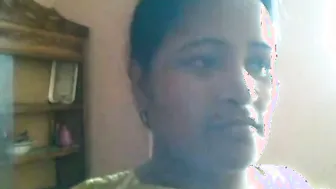 Aunty From City Stripping And Exposing Her Tits And Pussy For Me
