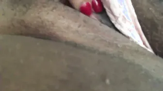 Curvy Aunty Spreading Wide And Showing Her Wet Pussy Closeup