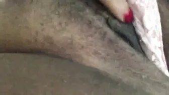 Curvy Aunty Spreading Wide And Showing Her Wet Pussy Closeup