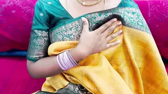 Beautiful Mature Aunty Inviting Young Guy Over For Hot Affair