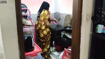 Fucking Married Aunty In The Kitchen While She Cooks For Him
