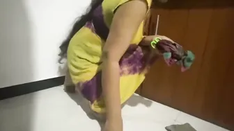 Getting Lucky With Curvy Indian Aunty In Her Bedroom Tonight