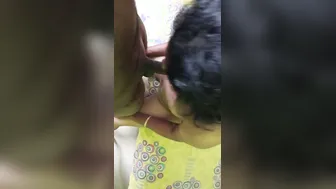 Horny Aunty Taking It Deep Moaning Loudly In Local Bedroom