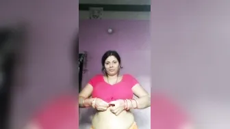 Desi Married Aunty Exposing Her Big Tits And Shaved Pussy For Me