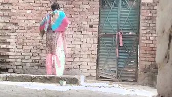 Fucking My Neighbor Aunty Doggy Making Her Scream For My Cock